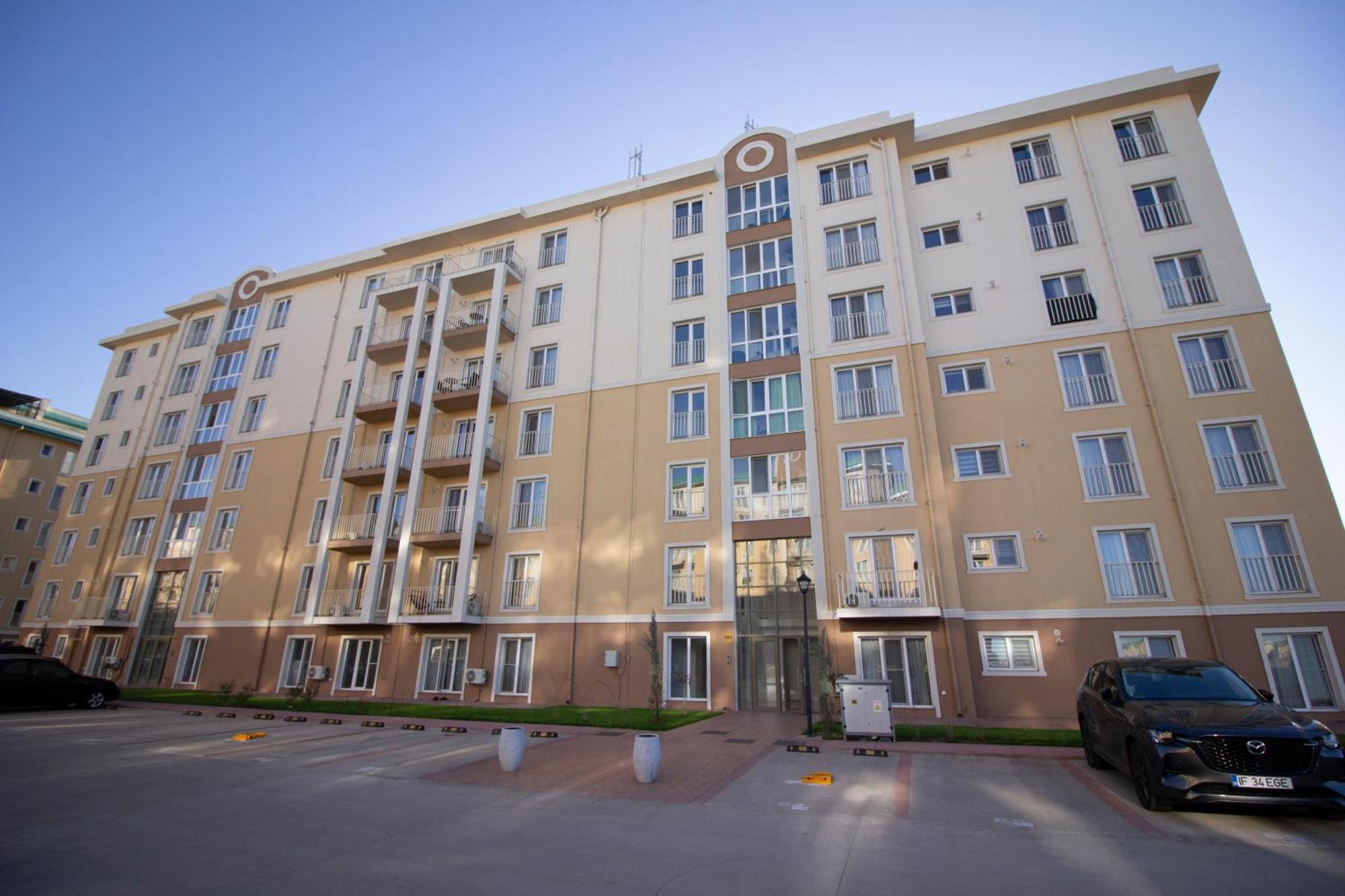 Single Room A503 Stayinn By Cosmopolis Stefanestii de Jos Exterior photo